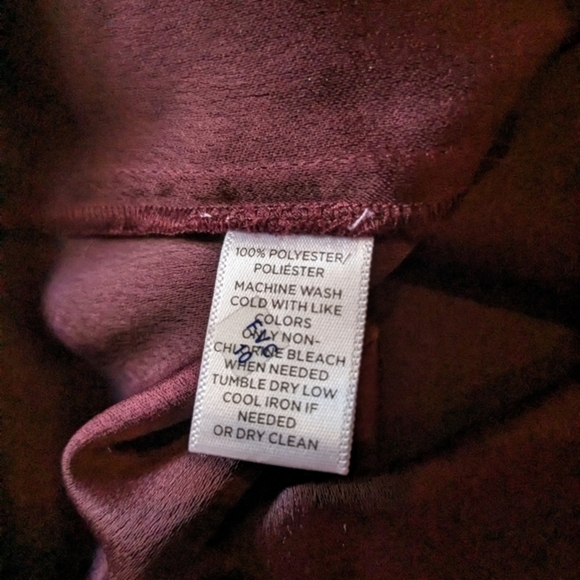 NWT Loft XS Red-ish Purple Cold Shoulder Bell Sleeve Top‎ - Picture 6 of 9